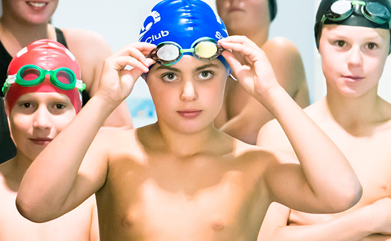 kids ready to swim